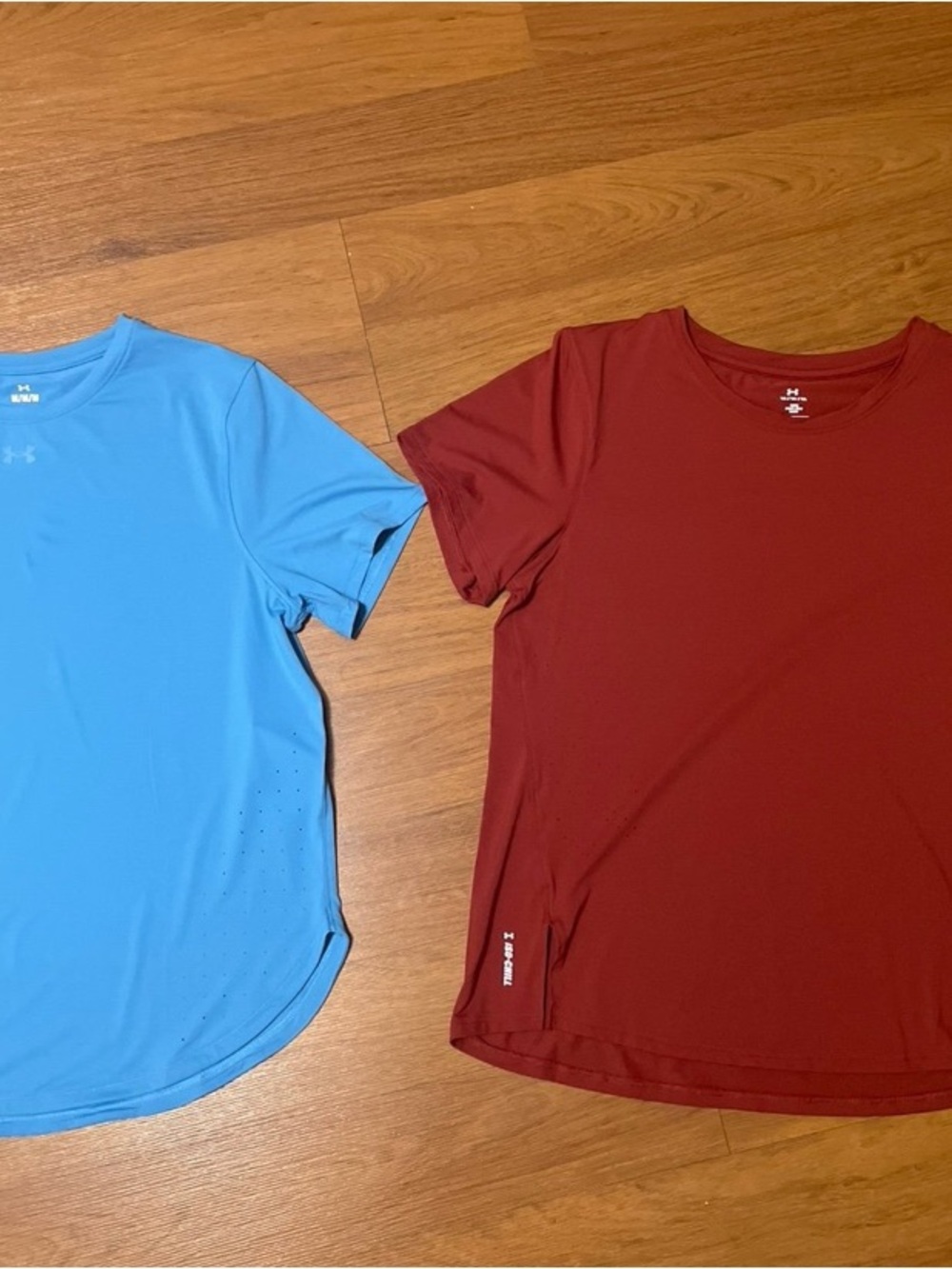 Under Armour women Short Sleeve Performance Tees bundle- Blue & Red